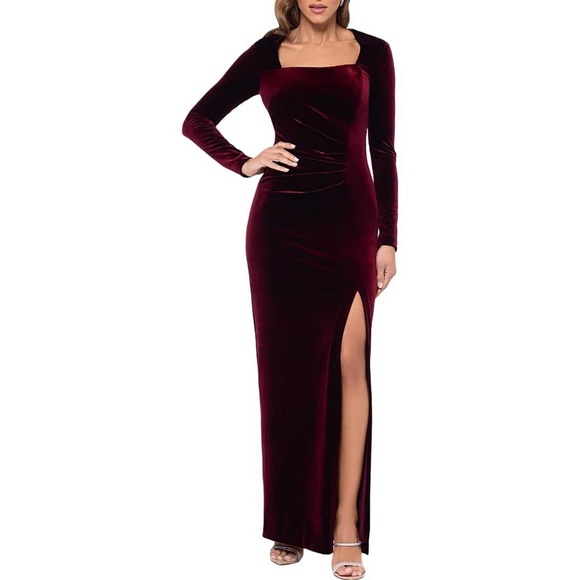 NWT Xscape Women's Red Velvet Long-Sleeve Front-Slit Gown Dress - size 8 - Picture 1 of 6